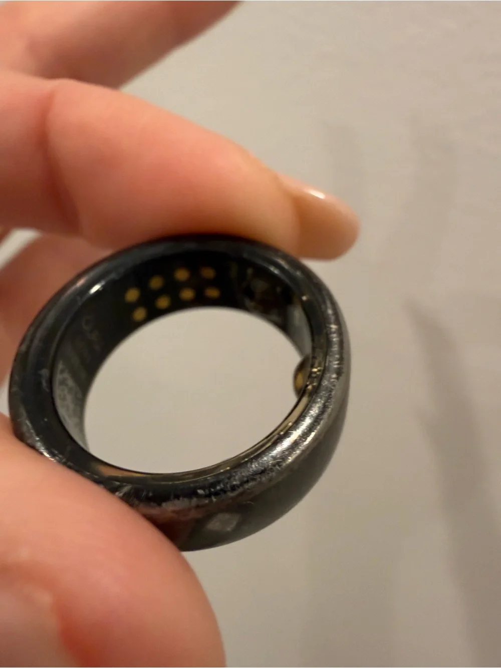 Oura Gen 3 Size 8 Heritage Black Fitness Tracker Ring, Charger and Cable
